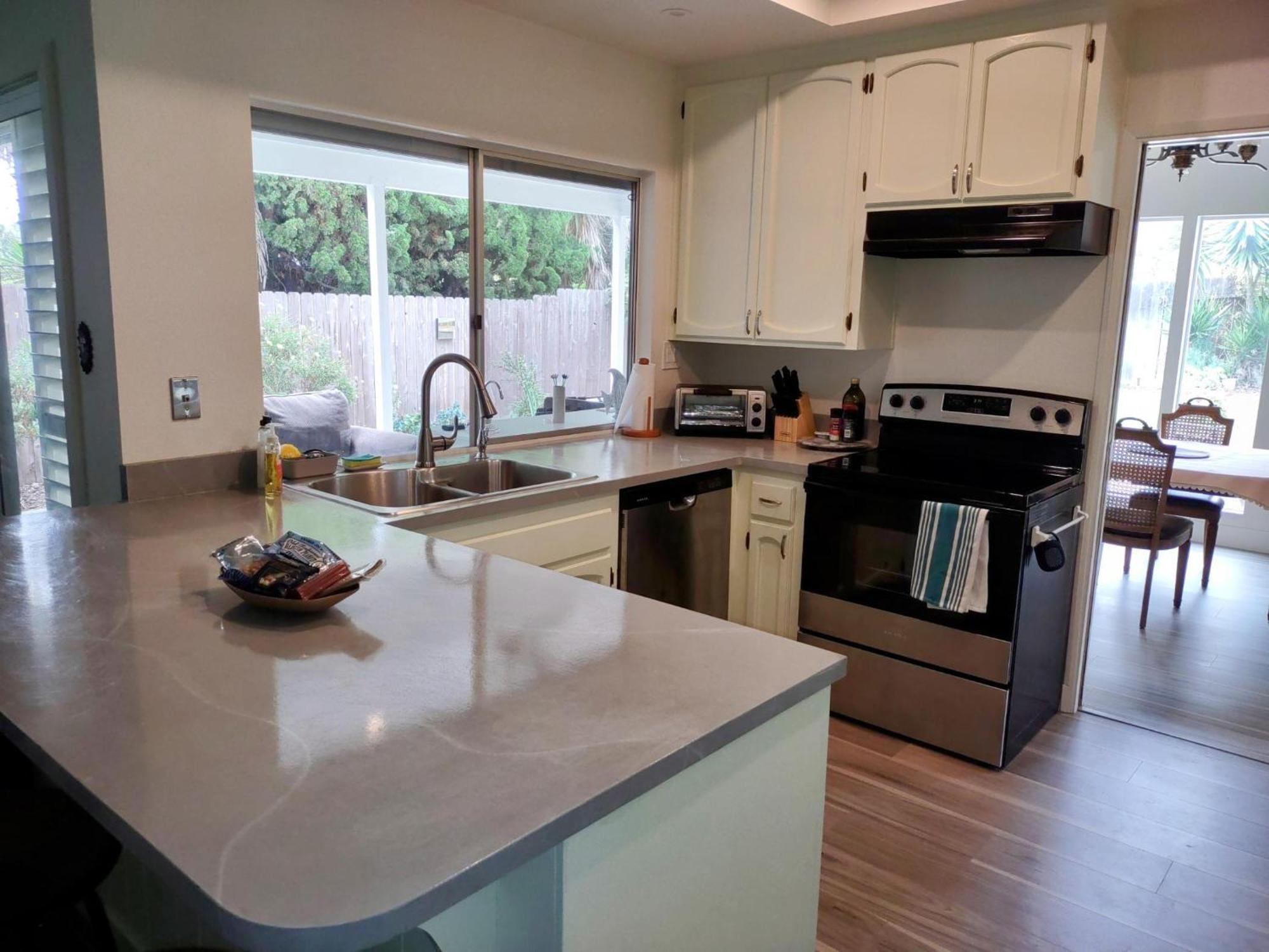 Custom Home - Beach Close/Convenient To Everything Oceanside Exterior foto