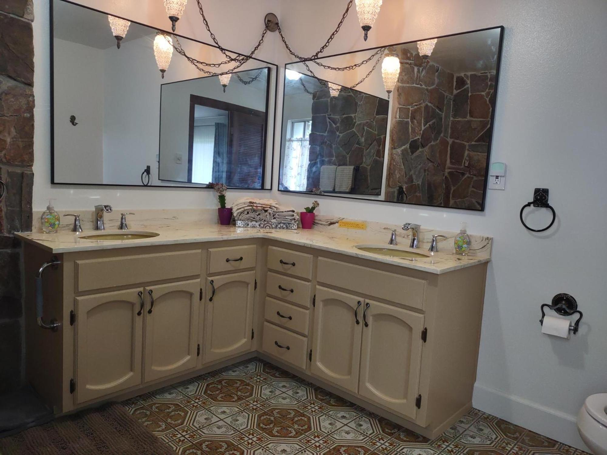 Custom Home - Beach Close/Convenient To Everything Oceanside Exterior foto